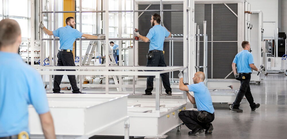 Every assembly line team has been intensively trained and prepared for the start in January 2021. Every assembly line team has been intensively trained and prepared for the start in January 2021.